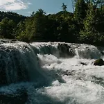 Kostelski Buk Szálloda Bihać