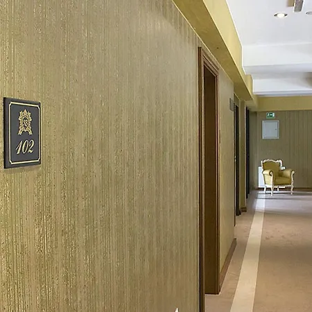 Hotel Kostelski Buk 4*