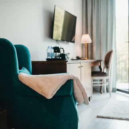 كوستل سكاي بوك 4* بيهاتش