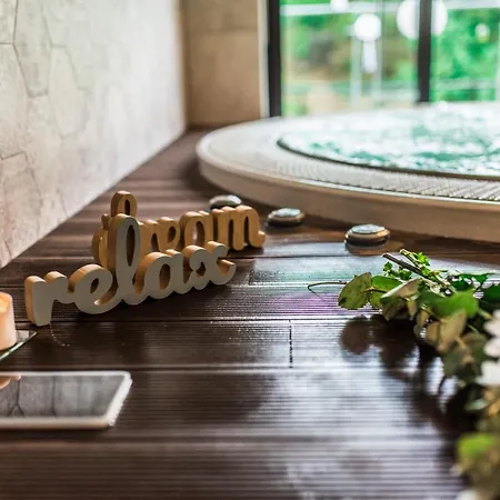 كوستل سكاي بوك 4*