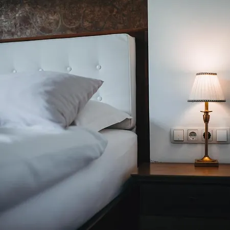 كوستل سكاي بوك 4*