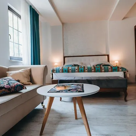 كوستل سكاي بوك