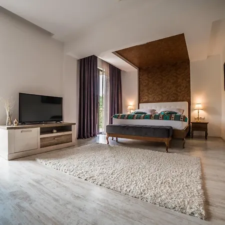 Hotel Kostelski Buk 4*